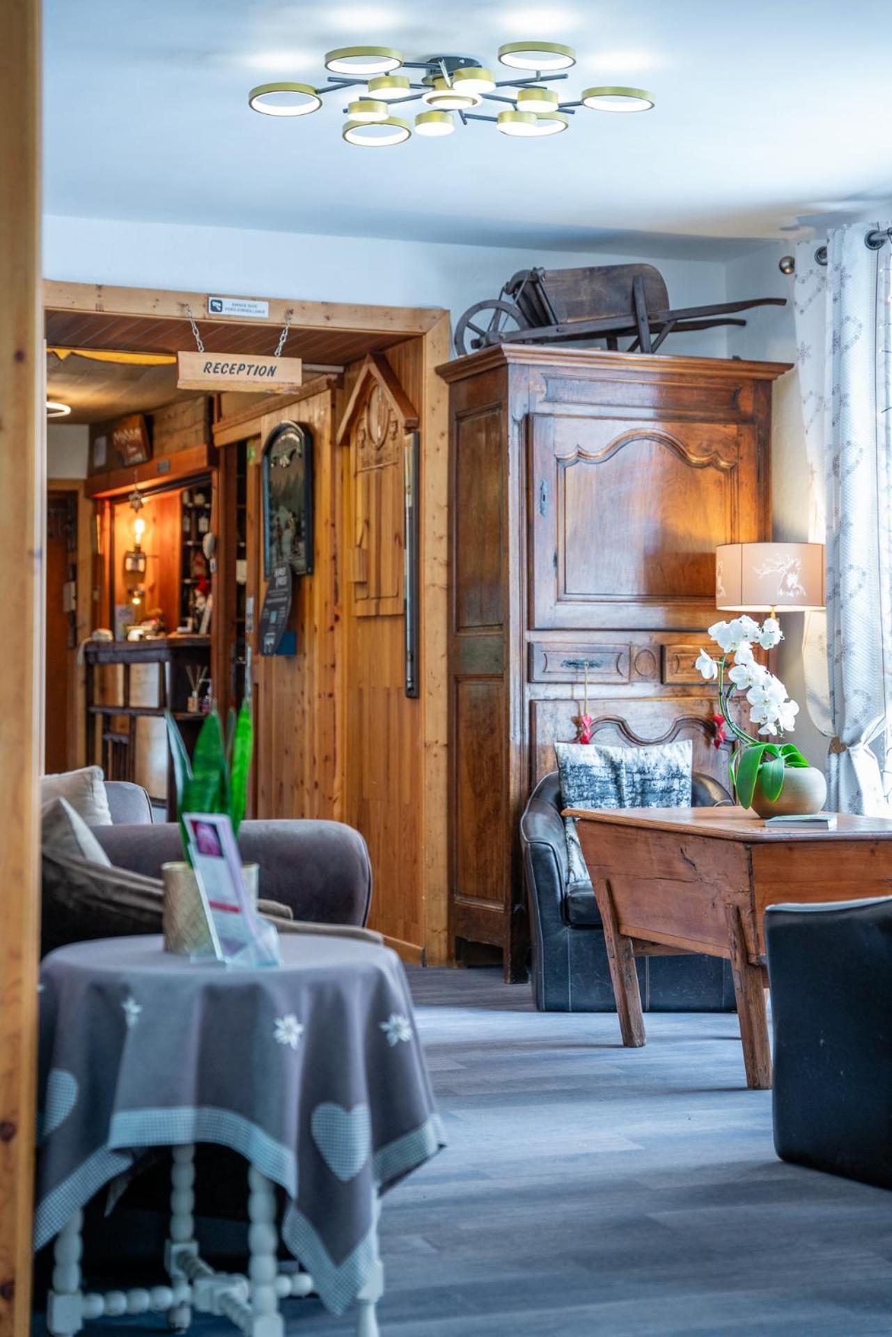 Logis Et Le Christiania 3*
