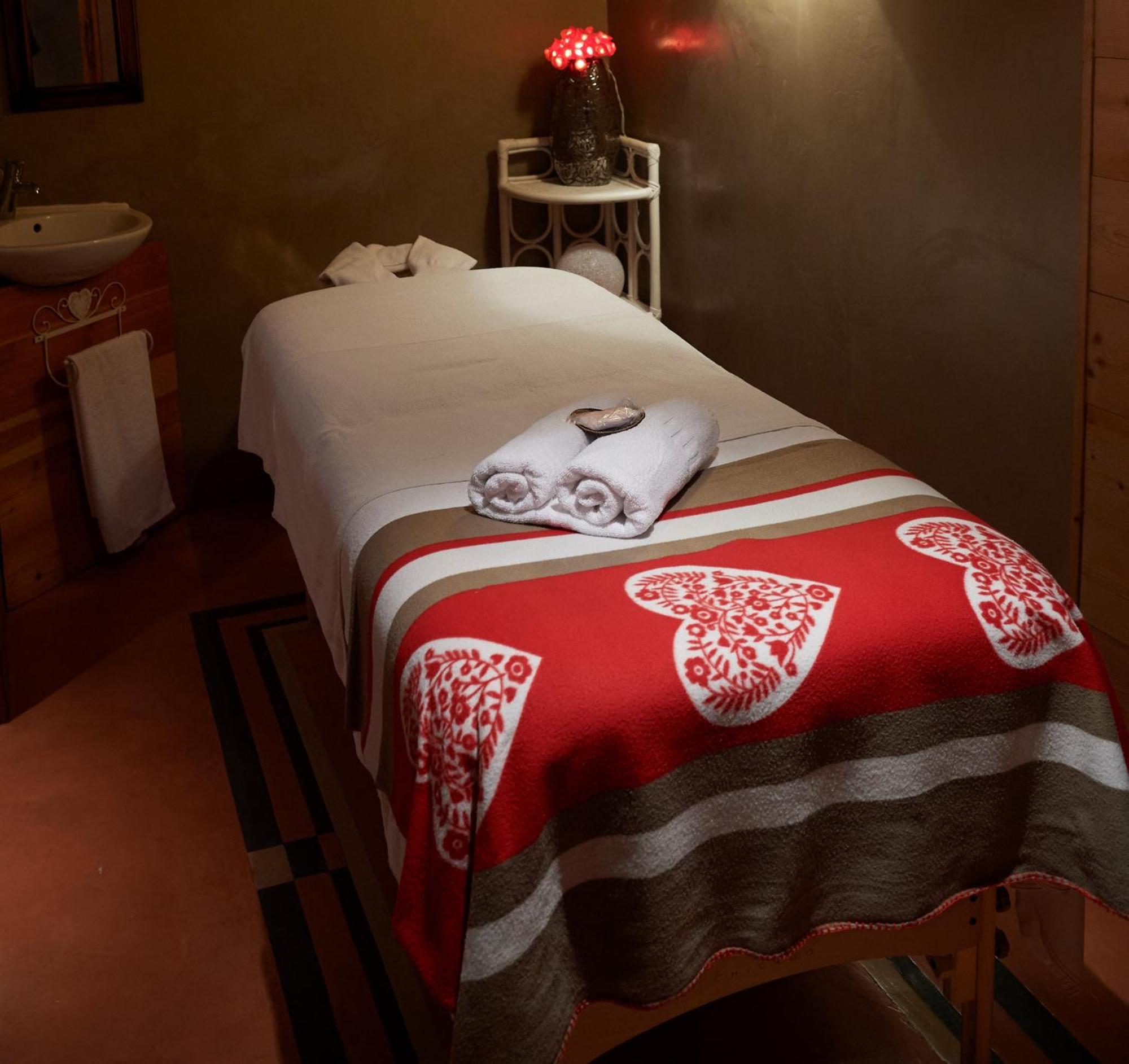 Logis Hotel Et Spa Le Christiania La Salle-les-Alpes