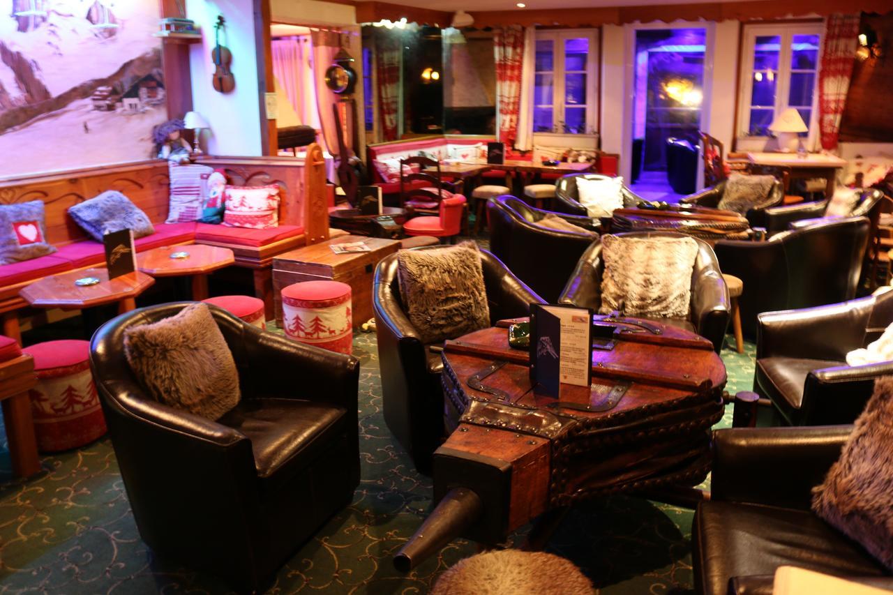 Logis Et Le Christiania Hotel 3*